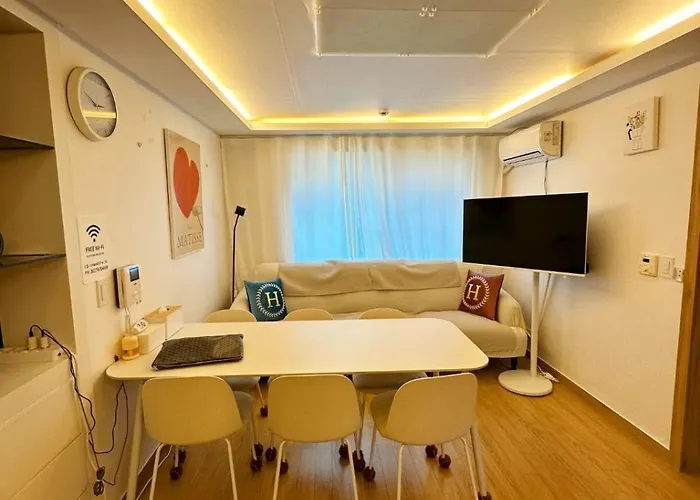 Hongdae T House