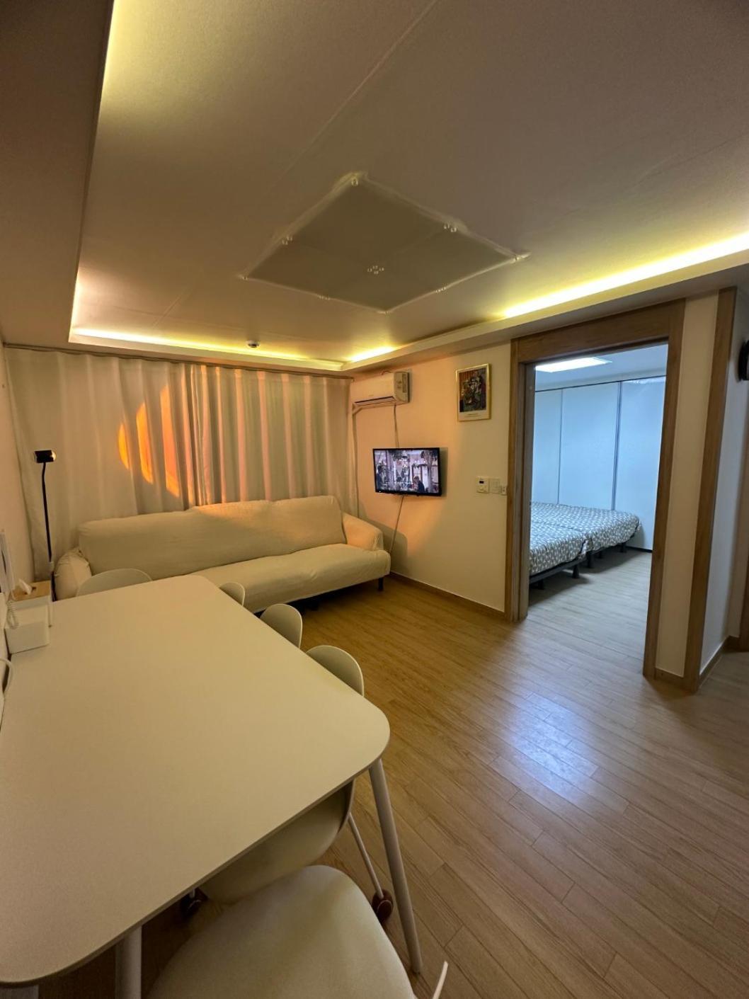 Hongdae T House