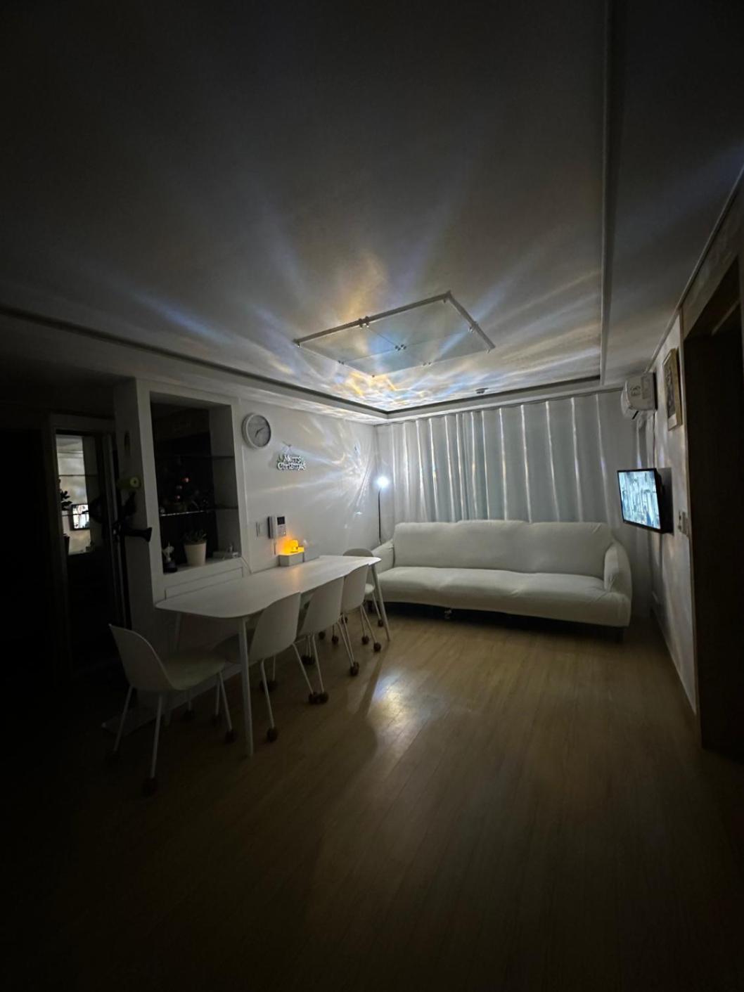 Hongdae T House *