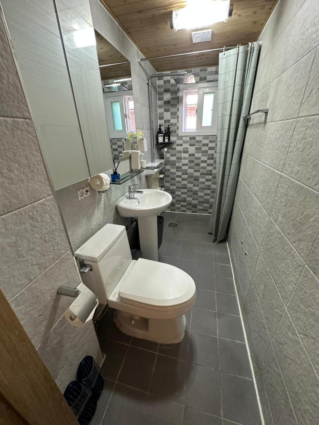 Hongdae T House Villa *