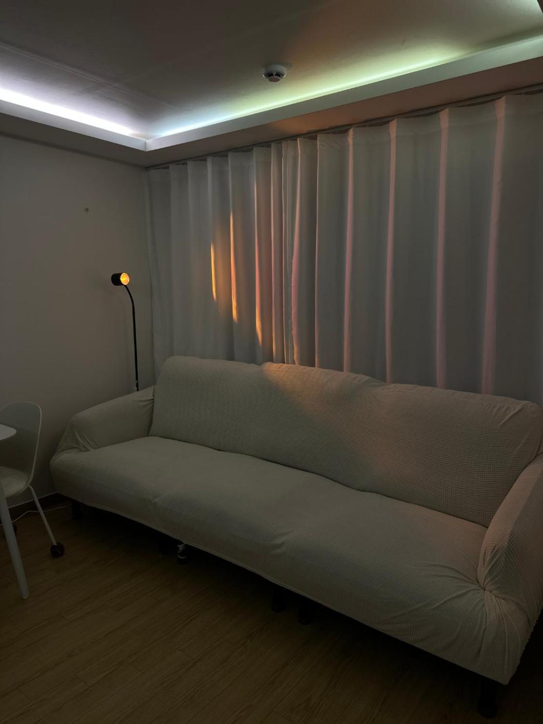 Hongdae T House